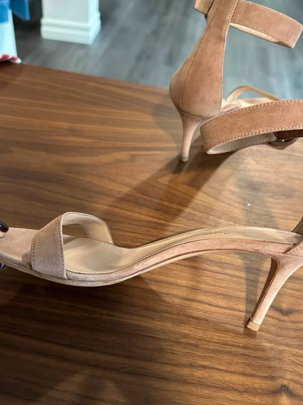 Gianvito Rossi Portofino Heels - Picture 8 of 8